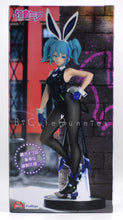 Load image into Gallery viewer, Hatsune Miku Bicute Bunnies Street Violet Ver figure