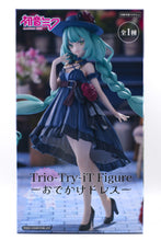 Load image into Gallery viewer, Hatsune Miku Outing Dress Trio-Try-iT figure