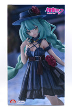 Load image into Gallery viewer, Hatsune Miku Outing Dress Trio-Try-iT figure