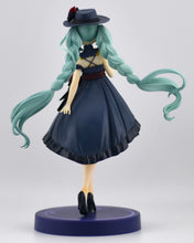 Load image into Gallery viewer, Hatsune Miku Outing Dress Trio-Try-iT figure