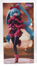 Load image into Gallery viewer, Hatsune Miku Exc∞d Creative SweetSweets Noel Raspberry figure