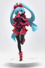 Load image into Gallery viewer, Hatsune Miku Exc∞d Creative SweetSweets Noel Raspberry figure