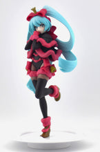 Load image into Gallery viewer, Hatsune Miku Exc∞d Creative SweetSweets Noel Raspberry figure