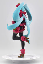 Load image into Gallery viewer, Hatsune Miku Exc∞d Creative SweetSweets Noel Raspberry figure