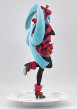 Load image into Gallery viewer, Hatsune Miku Exc∞d Creative SweetSweets Noel Raspberry figure