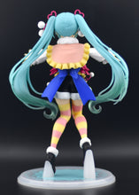 Load image into Gallery viewer, Hatsune Miku Winter Image TAITO figure