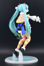 Load image into Gallery viewer, Hatsune Miku Winter Image TAITO figure