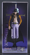 Load image into Gallery viewer, One Piece The Shukko Dracule Mihawk figure