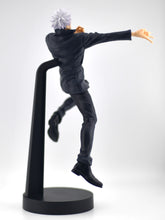 Load image into Gallery viewer, Jujutsu Kaisen Maximatic Gojo Satoru figure