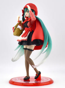 Hatsune Miku Wonderland Little Red Riding Hood figure