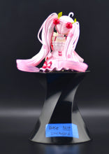 Load image into Gallery viewer, Hatsune Miku Sakura Miku 2025 noodle stopper figure