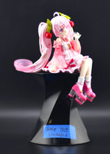 Load image into Gallery viewer, Hatsune Miku Sakura Miku 2025 noodle stopper figure