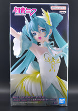 Load image into Gallery viewer, Hatsune Miku Banpresto Evolve Classical Tuning Swan Lake figure