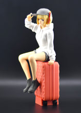 Load image into Gallery viewer, Lycoris Recoil Chisato Journey for Two figure