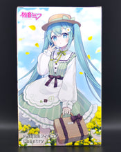 Load image into Gallery viewer, Hatsune Miku Fashion Country Ver figure