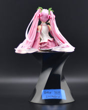 Load image into Gallery viewer, Hatsune Miku Sakura Mike 2024 Pearl Color Ver noodle stopper figure