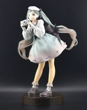 Load image into Gallery viewer, Hatsune Miku Holiday Memories Camera figure
