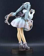 Load image into Gallery viewer, Hatsune Miku Holiday Memories Camera figure