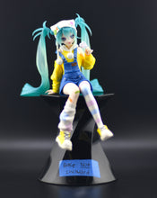Load image into Gallery viewer, Hatsune Miku Lollipop noodle stopper figure