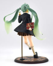 Load image into Gallery viewer, Hatsune Miku Fashion Preppy figure