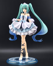 Load image into Gallery viewer, Hatsune Miku Wonderland Cinderella figure