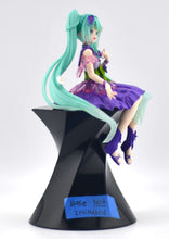 Load image into Gallery viewer, Hatsune Miku Flower Fairy Cosmos Purple noodle stopper figure