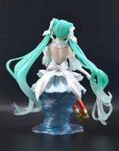 Load image into Gallery viewer, Hatsune Miku Banpresto Evolve Clearluxe Clione figure