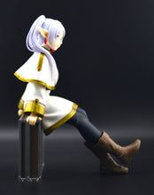 Load image into Gallery viewer, Frieren: Beyond Journey's End Desktop Cute Frieren Trunk Case figure