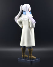 Load image into Gallery viewer, Frieren: Beyond Journey's End Winter Coat Frieren figure