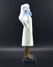 Load image into Gallery viewer, Frieren: Beyond Journey's End Winter Coat Frieren figure