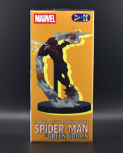 Load image into Gallery viewer, Marvel ACT/CUT Premium Spider-Man vs. Green Goblin figure