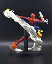 Load image into Gallery viewer, Marvel ACT/CUT Premium Spider-Man vs. Green Goblin figure
