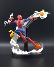 Load image into Gallery viewer, Marvel ACT/CUT Premium Spider-Man vs. Green Goblin figure