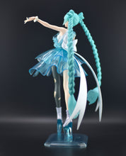 Load image into Gallery viewer, Hatsune Miku Banpresto Evolve Clearluxe EmeraldGem figure