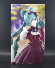 Load image into Gallery viewer, Hatsune Miku Trio-Try-iT Classical Retro figure