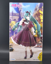 Load image into Gallery viewer, Hatsune Miku Trio-Try-iT Classical Retro figure