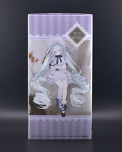 Load image into Gallery viewer, Hatsune Miku Vintage Doll Style noodle stopper figure