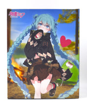 Load image into Gallery viewer, Vocaloid Fashion Hatsune Miku Outdoor Ver figure