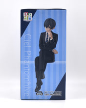 Load image into Gallery viewer, Black Butler Ciel Phantomhive Premium Perching figure