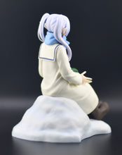 Load image into Gallery viewer, Frieren: Beyond Journey's End XStellar Frieren Playing in the Snow figure