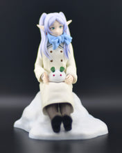 Load image into Gallery viewer, Frieren: Beyond Journey's End XStellar Frieren Playing in the Snow figure